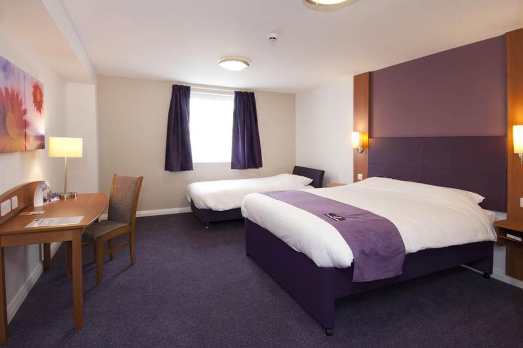 Premier Inn Тонбридж Номер фото